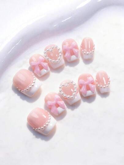 10Pcs Handmade Nails, Short Cute Square French Nails, Short Nails, Pearl Bow Design, Love Pearl Nail Art, Sweet And Cute Push-On False Nails Full Coverage Nails, Valentine'S Day Nails, Home Diy Nails, Four Seasons Nails, Suitable For Women To Travel, Party, Date, Detachable And Reusable, Daily Office Nail Art Wearable Nails. Holiday Nail Art Press On Nails Nail Supplies Nails Handmade Press On Nails
