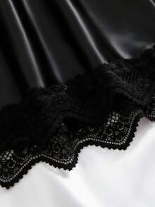 新款女士性感内衣“LOVE”字母弹力肩带胸部交叉设计蕾丝裙宽松舒适露背睡裙