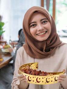 1 Pieza Bandeja de servir de madera con luna y estrella de Ramadán, plato decorativo religioso islámico para frutas y aperitivos, centro de mesa para el festival del Eid en el hogar, la cocina y los regalos de fiesta