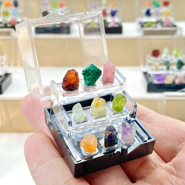 Specimen Box Of 9 Kinds Of Crystal Original Stone Minerals, Mineral Specimen Collection Display Box Office Decoration Gift#Color:Mineral Specimen,Size:Random 1Box