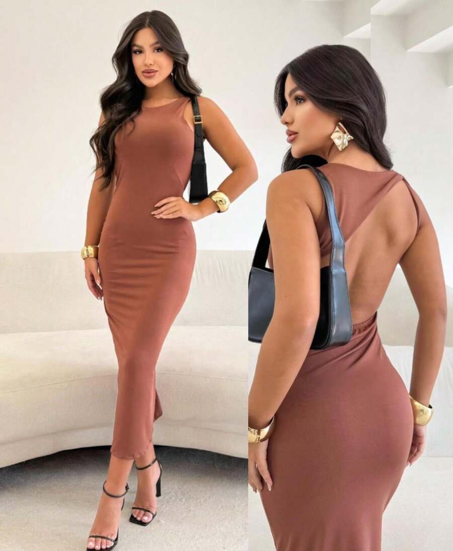 Long Dress With Asymmetrical Back. Made Of Suplex Fabric With A Touch Of Polyamide. Shapes The Body. Ideal For Parties, Christmas, Beach, Get-Togethers, Weddings, Nightclubs, New Year's Eve, And End-Of-Year Celebrations. - 鏽棕色 - 查看 1