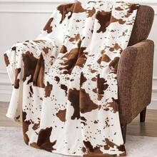 1 Piece Highland Cow Print Blanket - Brown And White Cow Pattern, Soft Flannel Texture, Suitable For All Seasons, Sofa, Bed, Camping Travel, Machine Washable Comfortable Gift, Country Home Decor, Durable Shawl, Must-Have For Animal Print Enthusiasts, Versatile Shawl/Blanket: Durable, Comfy, Breathable, Easy-Care. Multi-Use: Bed/Sofa/Camp/Travel/Office/Car/Desk. Events: NY/V-Day/Fall/StPats/Halloween/Tgiving/Xmas/Solstice/Easter/Mom&Dad/July4/LaborDay. Patterns: Cheetah/Stripe/Plaid/Houndstooth/Geo/Animal/Botanical/Abstract/US Flag/Holiday Plaid. Types: Throw/Stitch/Hand-Stitched/Thermal/Flannel/Microfiber/Bamboo. Fringe/Tassels/Poms. Fabrics: Sherpa/Chunky/Cable Knit. Features: All-Season, Light Warmth, Anti-Pilling, Gift-Wrap.