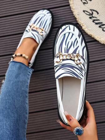 White Leather Loafers For Women, Thick Heel, Slip-On, Metal Chain Decor, Casual Flats, Spring Autumn