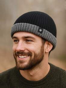 متعدد الألوان