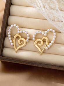 1 Pair Minimalist Fashionable Chic Versatile Exaggerated Hollow Heart Stud Earrings - Yellow Gold - View 4