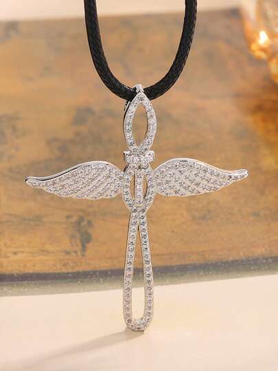 قلادة بتعليقة صليب وأجنحة ملاك، بطراز الروك والهيب هوب