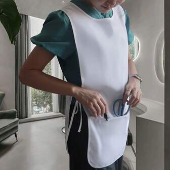 男女通用涤纶针织围裙，适用于修鞋，配有两个深口袋。适合厨房、餐厅、烧烤、绘画、工艺、美发、厨师和侍应生使用——无袖背心式围裙。