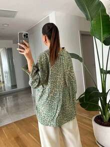 Plus Size Floral Print Button-Front Shirt, Elegant For Everyday Wear - Green - View 4