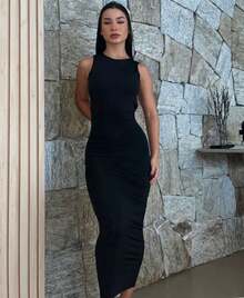Long Dress With Asymmetrical Back. Made Of Suplex Fabric With A Touch Of Polyamide. Shapes The Body. Ideal For Parties, Christmas, Beach, Get-Togethers, Weddings, Nightclubs, New Year's Eve, And End-Of-Year Celebrations. - 黑色 - 查看 2