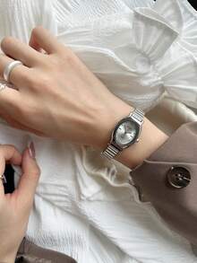 1pc Gold Bamboo Strap, Fashion Women's Quartz Watch, Gold Color, Suitable For Daily Wear, Retro Style, Couple Watch, Best Gift Choice - Silver - View 8