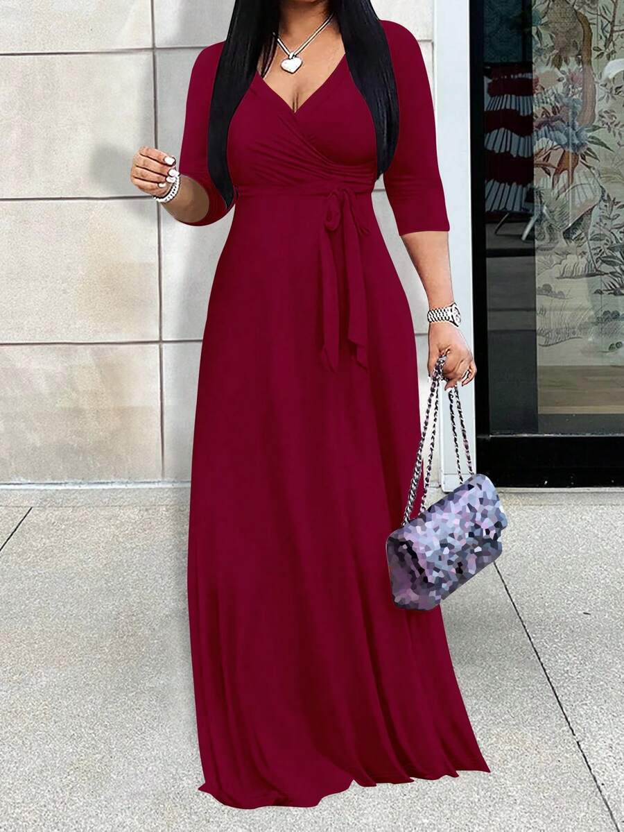 Spring & Summer Women's V-Neck, Waist-Cinching, Extra-Long Dress Elegant