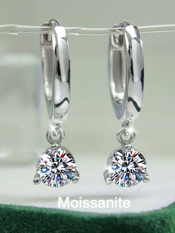 2 pièces Boucles d'oreilles en argent sterling 925 de luxe élégantes avec 0,5 carat x 2 moissanites, convenant pour le trajet, les fêtes, les vacances, les anniversaires, la Saint-Valentin, la Fête des Mères, Halloween, les anniversaires de mariage, Noël, cadeau de bijoux pour femmes