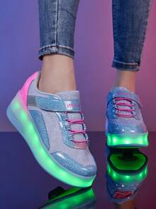 1双LED发光透气随机图案闪光轮滑鞋，魔术贴系带设计，可爱圆头厚底低帮青少年运动鞋