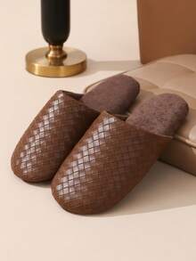 نعال جلد PU مربعات للنساء المقاسات الكبيرة، نعال منزلية مسطحة هادئة مانعة للانزلاق، مربعات كاجوال من الجلد الصناعي الناعم، مناسبة للخريف والشتاء - كاكي - مشاهدة 4