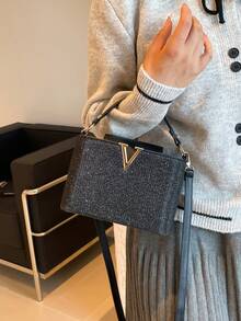 女款亮面新款百搭水桶包，小眾通勤單肩斜挎包，時尚購物包，PU皮革手提包 - 黑色 - 查看 4