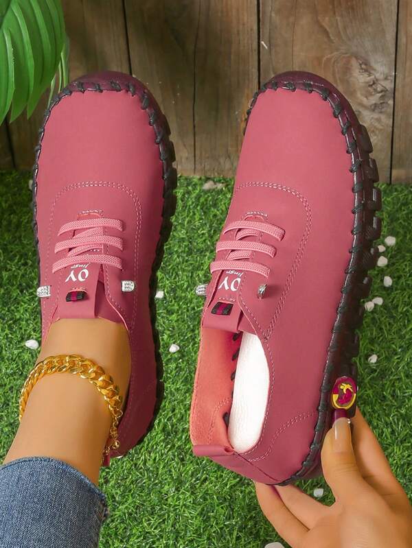 New Bean Paste Powder, Royal Blue, Green, Gray, Soft Leather Casual Shoes, Hand-Stitched Beef Tendon Soles, Comfortable And Non-Slip Middle-Aged Women's Versatile Shoes