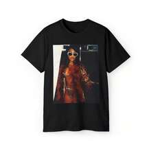Retro Lil Kim Cheetah Print T-Shirt: 90s Hip Hop Fan Merch - Black - View 8