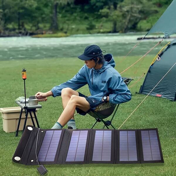 شاحن لوحة شمسية قابلة للطي مع منفذ USB لشحن سريع للهواتف والكاميرات والتخييم والرحلات