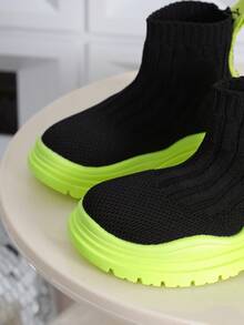 Zapatillas casuales ligeras y suaves de punto transpirable para niños