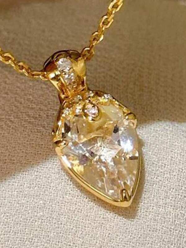 1 pieza Collar con colgante de circonita cúbica vintage, diseño delicado y lujoso, cadena de clavícula elegante adecuada para el uso diario de las mujeres