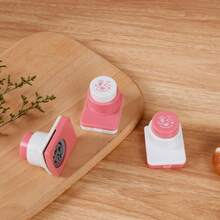 1pc Smiling Face Sushi Nori Presser - White - View 3