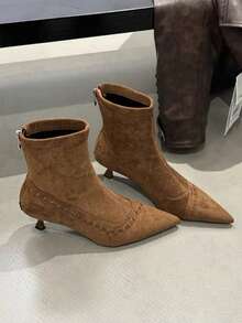 Giày bốt cao gót thon gọn mũi nhọn thiết kế Hàn Quốc dành cho nữ, giày bốt cổ ngắn nhung thời trang thu đông 2025, giày bốt gót mèo - màu nâu - Xem 5