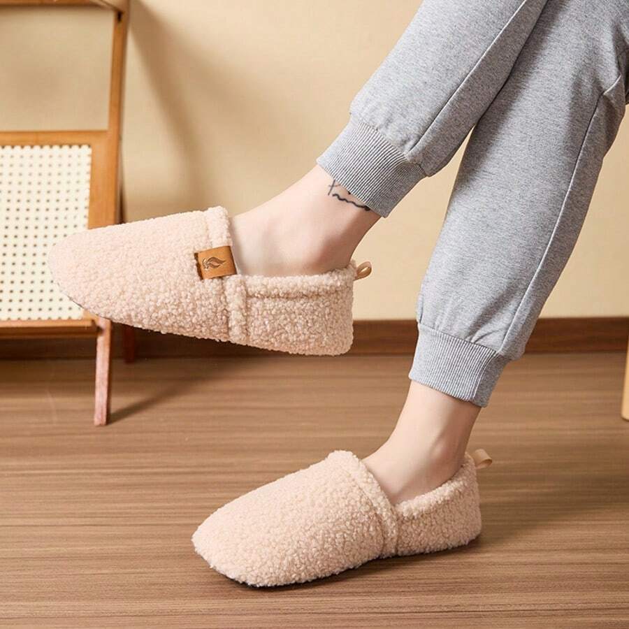 女士秋冬新款室内休闲拖鞋，个性化定制，保暖轻便，毛绒绒的平底鞋