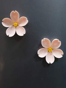 1/3 nam châm tủ lạnh hình hoa anh đào màu hồng, nam châm trang trí sáng tạo phù hợp cho nhà bếp, văn phòng và trang trí nhà cửa, trang trí tủ lạnh vui nhộn, cũng có thể dùng làm kẹp. Thiết kế hoa màu hồng vừa có tác dụng trang trí vừa có tác dụng chức năng, thích hợp để niêm phong và chống ẩm cho túi đựng đồ ăn nhẹ, túi nhựa, dễ sử dụng mà không làm hỏng túi, lý tưởng cho việc bảo quản thực phẩm trong nhà bếp, sắp xếp bàn làm việc và hơn thế nữa, hoàn hảo cho những người đam mê sắp xếp nhà cửa và những người yêu thích ẩm thực. - Nhiều màu - Xem 10