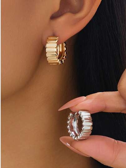 1 Pair Fashionable Elegant Minimalist Design Earrings, Luxurious Vintage Coin Style Earrings, Suitable For Gifts, Daily Accessories, Parties, Gatherings, Fashion Photoshoots, Runway Accessories