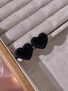 2pcs/1 Pair Flocked Heart Resin Stud Earrings, Vintage Elegant Women Earrings, Suitable For Daily Wear, Dates, Parties, Autumn/Winter Accessories - Heart Earrings - View 7