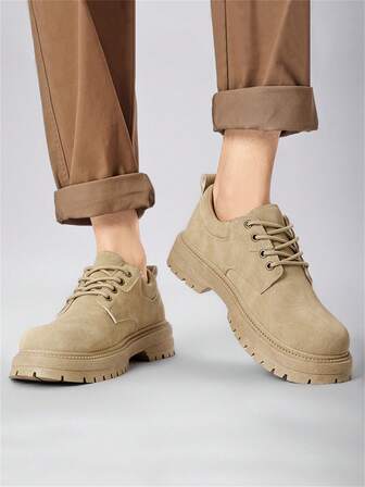 Botas de caña baja para hombre, Otoño/Invierno 2025, Zapatos de trabajo retro, Suela gruesa, Zapatos de cuero versátiles