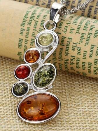 一套复古波西米亚风项链耳环，包含1条项链和1对耳环，复古夸张彩色琥珀吊坠，女士日常佩戴首饰，四季皆宜的配饰