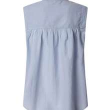 Pepe Jeans Derby Blouse In Dazed Blue Tone, A Soft And Modern Blue. Made Of Lightweight And Soft Fabric For A Fresh And Sophisticated Style. Ideal For Special Occasions Or Day-To-Day Wear. Pair It With Jeans, Skirts, Or Structured Pants. A Versatile Piece For A Feminine Wardrobe.