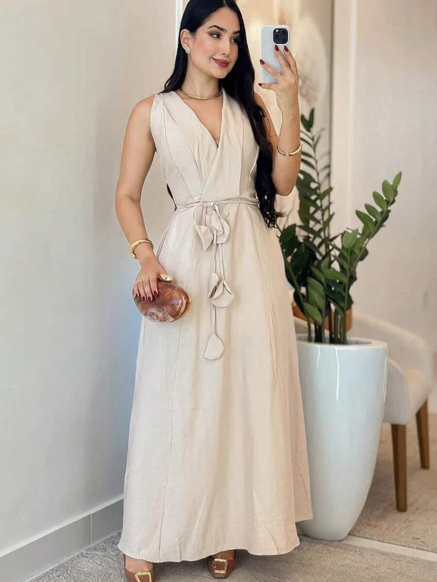 VESTIDO FEMININO LONGO E SOLTO COM AMARRAÇÃO. - Lavagem clara - Visão 1