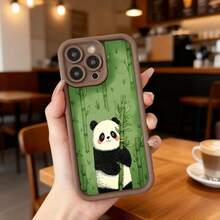 Cubierta de teléfono con borde negro y diseño de panda en bosque de bambú verde, para iPhone 14 Pro Max, funda protectora con estampado de oso panda comiendo bambú, ideal para uso diario en cafeterías y espacios urbanos Aplicable a los teléfonos de la serie Apple y Galaxy - Burdeos - Ver 5