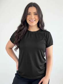 Women's Fashionable Fit Dry Baby Look Polyester T-Shirt For Gym - Negro - Ver 2