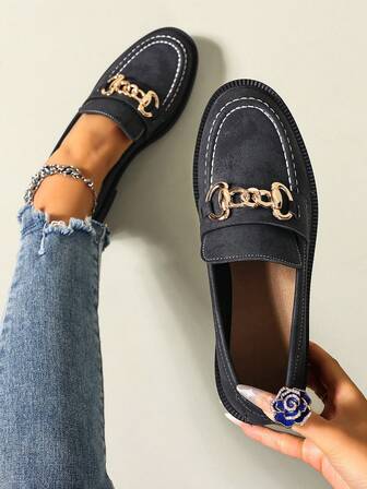 Svarta läderloafers för kvinnor, grov klack, metallkedjedekor, slip-on, vardagliga oxfordskor, vår och höst