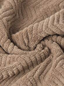 4pcs Towel Set | Minimalist Luxury Mixed Style Set, Coral Fleece Super Soft Absorbent Quick Dry Skin-Friendly, Family Pack, Daily Essential, Suitable For Bathroom, Kitchen, Home, Restroom, Swimming, Travel, Spa, Valentine's Day Gift And More, 13.78x29.53inch/35x75cm, 27.56x55.12inch/70x140cm