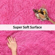 Large Shaggy Area Rug For Living Room & Bedroom – Stain-Resistant Fluffy Carpet With 1.4 In High Pile, Plush Aesthetic Throw Rug, Non-SIip Rubber Backing With 4 Anti-SIip Pads, Durable Edge Stitching – Cozy Minimalist Decor – Great Gift For New Year ! - 玫紅色 - 查看 4