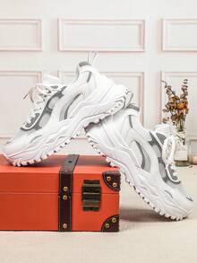 This Fashionable Men's Shoe Features A White And Gray Mesh And Leather Patchwork Design, Paired With A Thick Platform Sole, Making It A Casual And Stylish Low-Top Lace-Up Sneaker. Suitable For Outdoor Hiking, Fitness Activities, Daily Commuting, And Casual Wear. Suitable For Both Men And Women, The Thick Cushioned Sole Provides A Comfortable Wearing Experience, Suitable For All Seasons, And Is An Ideal Gift For New Year And Valentine's Day. - white ash - View 5