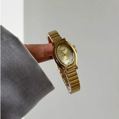 1 chiếc đồng hồ nữ dây đeo hình nút thắt tre vàng, kiểu dáng giản dị và thời trang, phong cách cổ điển, phù hợp để đeo hàng ngày, lựa chọn quà tặng tốt nhất cho các cặp đôi.