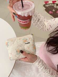 1 件装印花格子可爱卡通兔子熊迷你钱包零钱包化妆包多功能化妆包钥匙包耳机收纳袋带拉链，旅行度假必备收纳包，可收纳卫生巾、钥匙、耳塞、耳机、充电器、口红、香水、护肤品和美容产品，适合女孩、学生、女性，可作为节日礼物、圣诞节礼物、新年礼物、万圣节礼物、化妆包、旅行必备品 - 彩色 - 查看 10