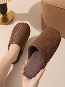 نعال جلد PU مربعات للنساء المقاسات الكبيرة، نعال منزلية مسطحة هادئة مانعة للانزلاق، مربعات كاجوال من الجلد الصناعي الناعم، مناسبة للخريف والشتاء - كاكي - مشاهدة 7