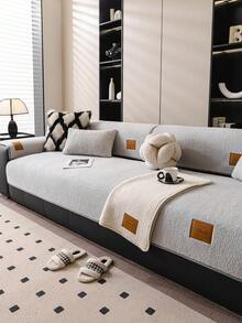 1pc Plush Warm Sofa Cover, Solid Color Sofa Slipcover, Non-Slip & Anti-Scratch, Suitable For All Seasons, Easy To Clean, Holiday Decor & Sofa Protection, Fits 1/2/3/4 Seater Sofa