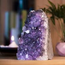 A Single Amethyst Cluster, With Its Pure Luster, Makes A Perfect Home Decoration And A Unique Holiday Gift. (Natural Stone May Have Natural Cracks And Grooves; This Is Normal.) - Purple - View 4