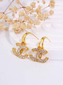 一对18K镀金可爱铜质耳环，镶嵌锆石，C形不对称设计，时尚奢华，日常佩戴佳品，适合通勤、派对、情人节、圣诞节等场合作为礼物。 - 金色 - 查看 6