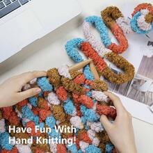 Chunky Yarn Hand Knitting - #10 Chunky Chenille Blanket Yarn, Jumbo Big Thick Chunky Yarns Crocheting, Tie Dye Bulky Knit Yarns, 8 Skein 25 Yds 8 Oz Each Skein SageKhaki - 8 件裝 + 橘色&芥末黃&米色 - 查看 5
