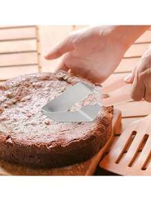 Professional Stainless Steel Cake Slicer - Triangle Cutter & Separator For Perfect Slices, Ideal For Desserts, Birthday Parties, Pizza & Cheesecakes