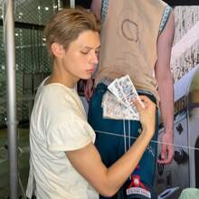 C/ORTIS 小卡套装 - M/Ar/Tin，成员包括赵宇凡、金柱勋 | 出道曲《Go》，出自专辑《COLOR OUTSIDE THE LINES》 | K-pop 偶像小卡，粉丝收藏、礼物、专辑装饰、圣诞礼物，K-pop 粉丝必备