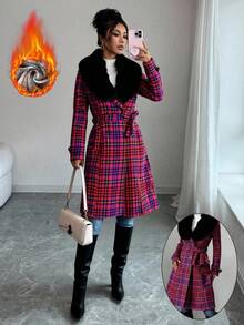 Abrigo largo con peluche para mujer, clásico y elegante, cuello en "V" con solapa y peluche desmontable. Manga larga con pequeña correa y botón decorativos. Tela de poliéster, interior forrado, cálido y agradable, apto para temporadas de otoño e invierno. Bolsillos frontales funcionales. Ajuste con botones de lujo y cinturón elegante. - Rojo - Ver 4